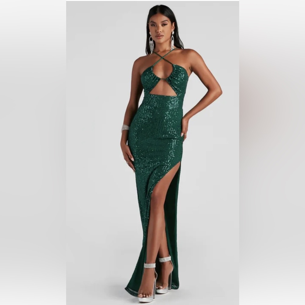 Windsor “Annie” Green Sequin prom Dress